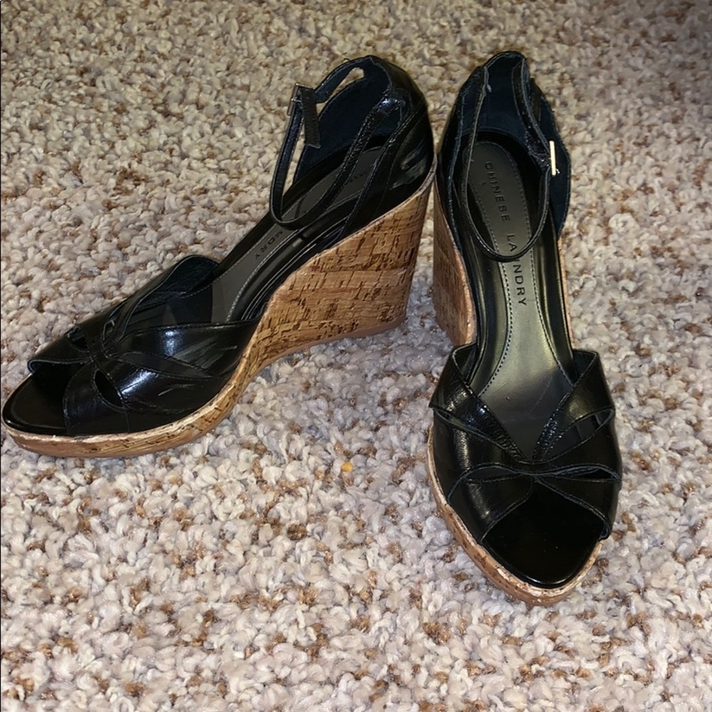 Chinese laundry wedges
